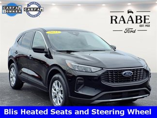 Used 2023 Ford Escape Active image 1