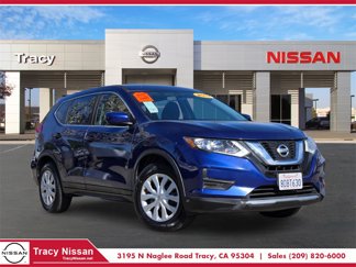 Used 2017 Nissan Rogue S image 1