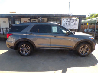Used 2021 Ford Explorer XLT w/ Equipment Group 202A image 1