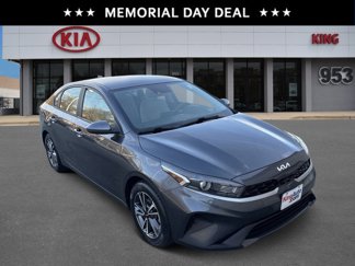 Used 2022 Kia Forte LXS image 1