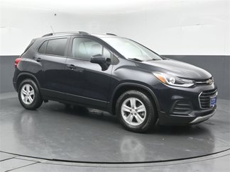 Used 2021 Chevrolet Trax LT w/ Premium Seat Package image 1