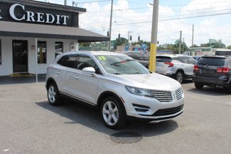 Used 2017 Lincoln MKC Premiere image 1
