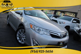 Used 2014 Toyota Camry XLE image 1