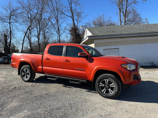 Used 2016 Toyota Tacoma TRD Sport image 1