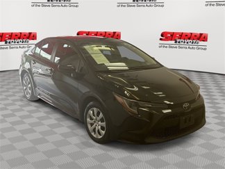 Used 2022 Toyota Corolla LE image 1