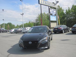 Used 2023 Chevrolet Malibu LS image 1