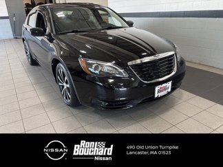 Used 2013 Chrysler 200 Touring w/ S Exterior Appearance Pkg image 1