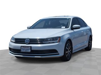 Used 2017 Volkswagen Jetta SE image 1