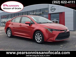 Used 2021 Toyota Corolla LE image 1