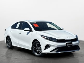 Used 2022 Kia Forte LXS image 1