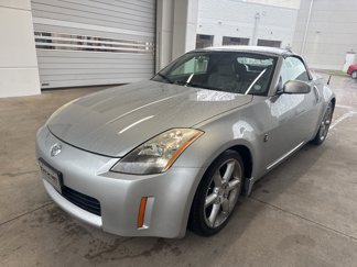 Used 2005 Nissan 350Z Touring image 1