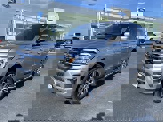 Certified 2023 Ford Expedition Limited image 1