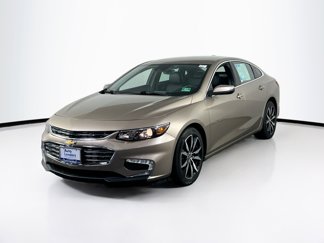Used 2018 Chevrolet Malibu LT w/ Driver Confidence Package image 1