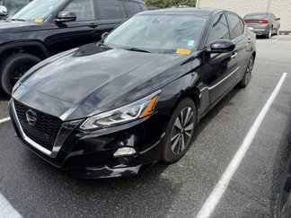 Used 2022 Nissan Altima 2.5 SL image 1