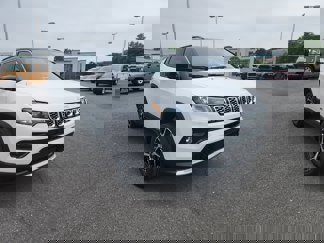 New 2025 Jeep Compass Limited image 1
