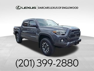 Used 2021 Toyota Tacoma TRD Off-Road image 1
