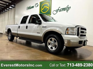 Used 2005 Ford F350 Lariat image 1