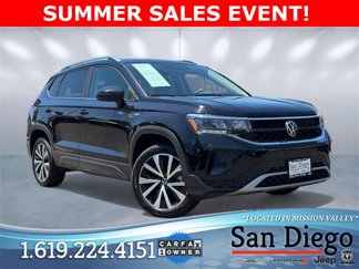Used 2024 Volkswagen Taos SE image 1
