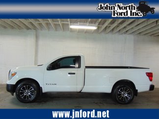Used 2017 Nissan Titan S image 1