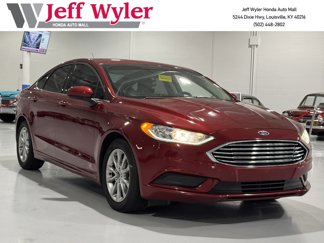 Used 2017 Ford Fusion SE image 1