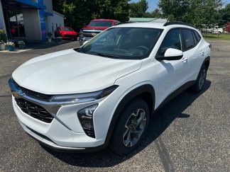 New 2025 Chevrolet Trax LT w/ Driver Confidence Package image 1