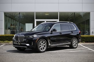 Used 2022 BMW X7 xDrive40i w/ Executive Package image 1