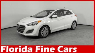 Used 2016 Hyundai Elantra GT image 1