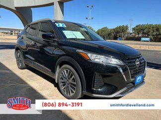 Used 2022 Nissan Kicks SV image 1