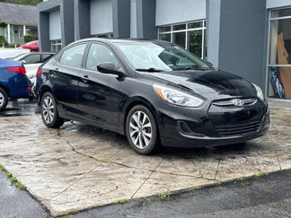 Used 2017 Hyundai Accent Value Edition image 1