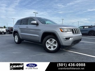 Used 2017 Jeep Grand Cherokee Laredo image 1