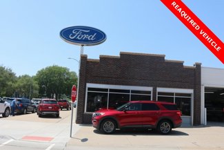 Used 2022 Ford Explorer XLT w/ Equipment Group 202A image 1