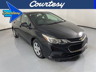 Used 2018 Chevrolet Cruze LS image 1