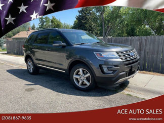 Used 2017 Ford Explorer XLT image 1