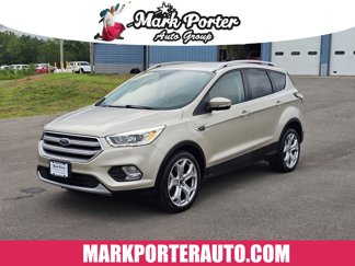 Used 2017 Ford Escape Titanium image 1