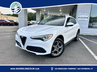 Used 2018 Alfa Romeo Stelvio AWD image 1