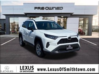 Used 2021 Toyota RAV4 LE image 1