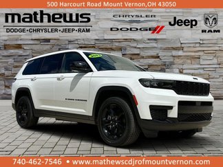 Used 2023 Jeep Grand Cherokee L Laredo image 1
