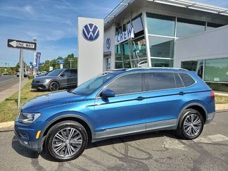 Used 2018 Volkswagen Tiguan SEL image 1
