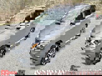 Used 2020 Nissan Pathfinder Platinum w/ Cargo Package image 1