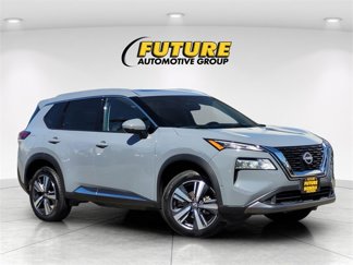 Used 2023 Nissan Rogue SL w/ SL Premium Package image 1