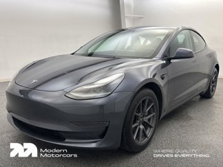 Used 2023 Tesla Model 3 Standard Range image 1