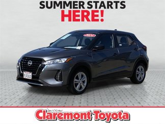 Used 2024 Nissan Kicks S image 1