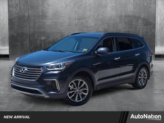 Used 2017 Hyundai Santa Fe SE image 1