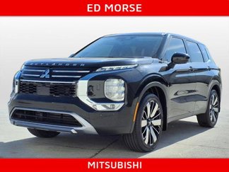 New 2025 Mitsubishi Outlander SE image 1