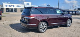 New 2024 Lincoln Navigator Reserve image 1