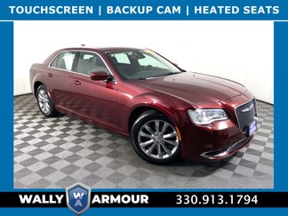 Used 2018 Chrysler 300 Touring L image 1