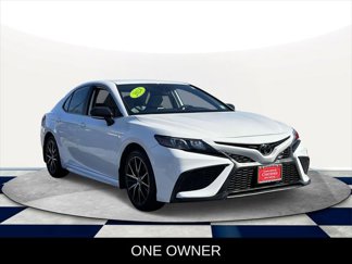 Certified 2024 Toyota Camry SE image 1