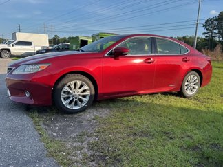 Used 2013 Lexus ES 300h image 1