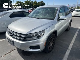 Used 2014 Volkswagen Tiguan SE image 1