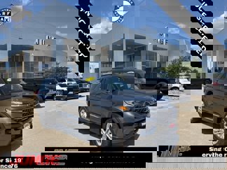 Certified 2020 Ford Explorer XLT image 1